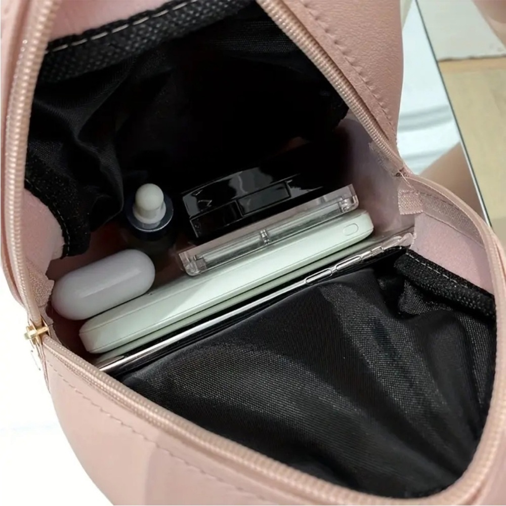 Quilted Pink Backpack NWT Vegan Leather - Picture 5 of 7